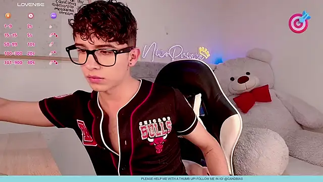 Snapshot of niico_prince chatting on 05/31/26, 10:00 niico prince online show from 05/31/26, 10:00