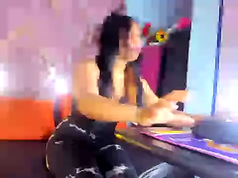 Laila 65 online show from 03/27/26, 12:27