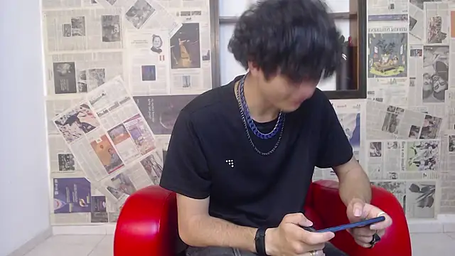 Snapshot of sebastian_rougue chatting on 03/26/26, 08:47 sebastian rougue online show from 03/26/26, 08:47