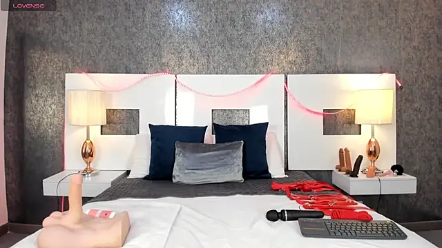 anna  lu online show from 04/08/26, 12:38