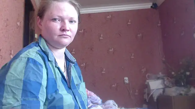 Snapshot of CharleyReid chatting on 06/11/26, 05:05 CharleyReid online show from 06/11/26, 05:05