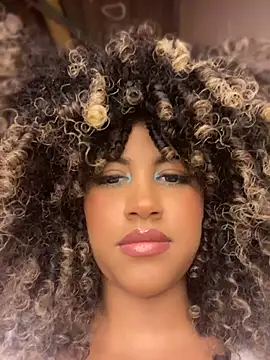 Snapshot of Kendra_curly chatting on 07/24/26, 12:19 Kendra curly online show from 07/24/26, 12:19
