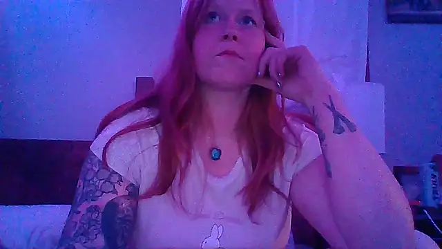 RedVelvetVixen online show from 04/14/26, 02:06