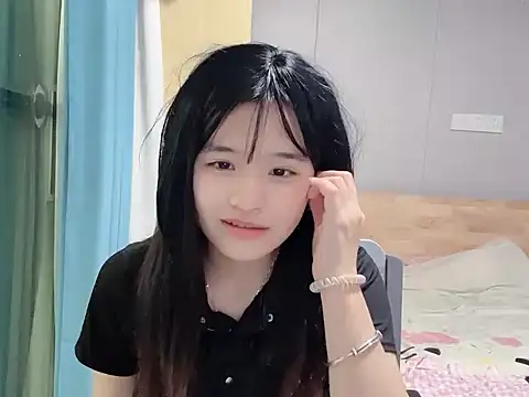 Snapshot of yuaoyuao chatting on 04/07/26, 06:03 yuaoyuao online show from 04/07/26, 06:03