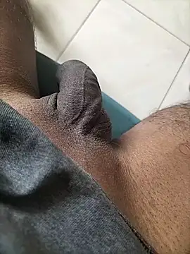 wildguy27 online show from 03/27/26, 05:35