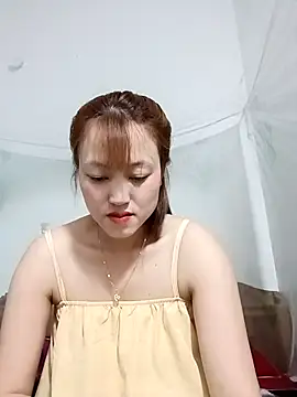 -Bitilu- online show from 04/28/26, 02:27