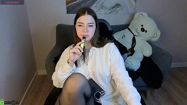 honey cherrry online show from 05/19/26, 01:56