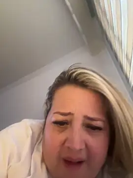 Martinacurvy  online show from 03/29/26, 07:47