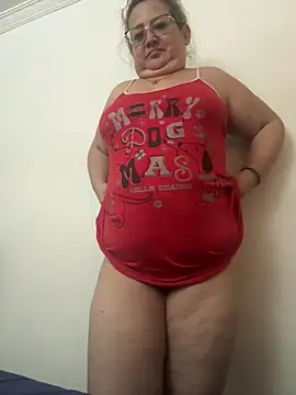 Martinacurvy  online show from 04/06/26, 12:08