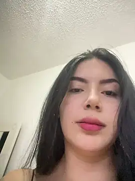 Cami olarte online show from 04/24/26, 05:10