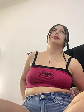 Cami olarte online show from 05/07/26, 04:29