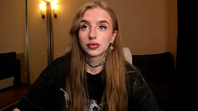 Snapshot of harley_kimm chatting on 04/16/26, 05:08 harley kimm online show from 04/16/26, 05:08