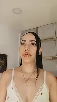 AmbarJenssen online show from 04/14/26, 12:00