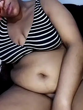 sultrydiva00 online show from 04/01/26, 01:52