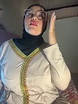 Snapshot of Marian_fadel chatting on 06/19/26, 01:15 Marian fadel online show from 06/19/26, 01:15