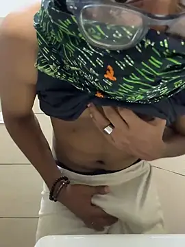 Snapshot of dashingdih chatting on 03/27/26, 09:25 dashingdih online show from 03/27/26, 09:25