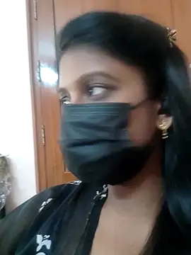 Snapshot of Tamil_Hot_Thara chatting on 04/08/26, 06:35 Tamil Hot Thara online show from 04/08/26, 06:35