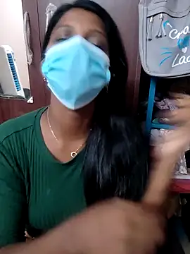 Snapshot of Tamil_Hot_Thara chatting on 05/03/26, 05:52 Tamil Hot Thara online show from 05/03/26, 05:52
