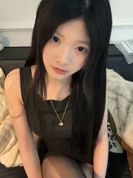 YouMi18 online show from 04/01/26, 01:41