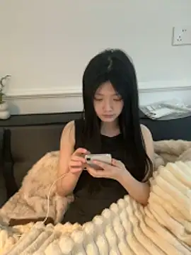 YouMi18 online show from 04/02/26, 12:58