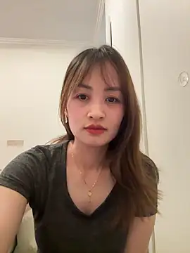 Snapshot of Yang_218 chatting on 05/11/26, 04:59 Yang 218 online show from 05/11/26, 04:59