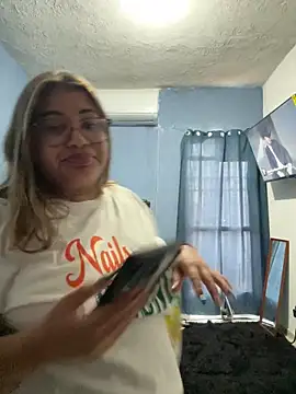 Snapshot of C1N09 chatting on 05/03/26, 06:03 C1N09 online show from 05/03/26, 06:03