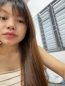 Snapshot of -Vaci- chatting on 04/21/26, 02:01 -Vaci- online show from 04/21/26, 02:01