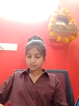 Snapshot of TANU01990 chatting on 05/11/26, 05:02 TANU01990 online show from 05/11/26, 05:02
