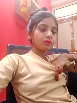 Snapshot of TANU01990 chatting on 05/12/26, 03:47 TANU01990 online show from 05/12/26, 03:47