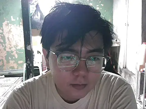 Snapshot of kojima2001 chatting on 07/27/26, 07:21 kojima2001 online show from 07/27/26, 07:21