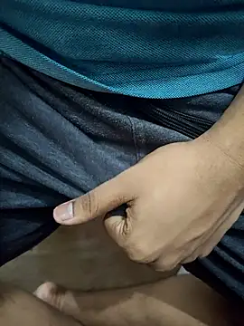 sweetcock180 online show from 04/13/26, 09:37