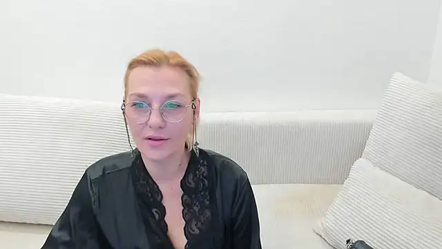 OeigesMik online show from 04/11/26, 09:46