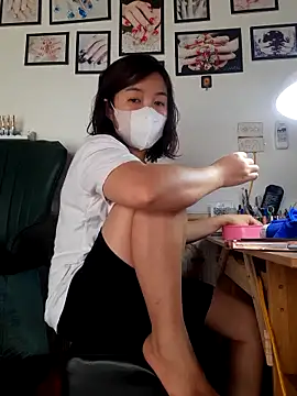 Snapshot of hana_2girl chatting on 03/31/26, 03:19 hana 2girl online show from 03/31/26, 03:19