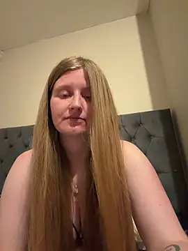 Snapshot of shannonlouisex chatting on 03/30/26, 08:10 shannonlouisex online show from 03/30/26, 08:10