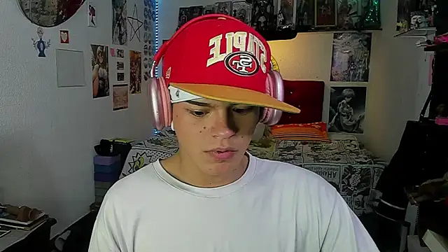 Snapshot of Keff_andrew34 chatting on 04/11/26, 03:44 Keff andrew34 online show from 04/11/26, 03:44