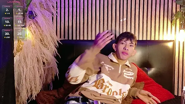 Tommy Fox online show from 04/11/26, 12:20