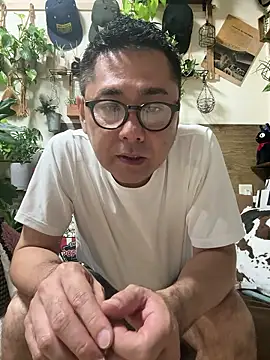 Snapshot of RYUICHI_1919 chatting on 06/30/26, 11:11 RYUICHI 1919 online show from 06/30/26, 11:11
