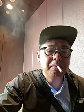 Snapshot of RYUICHI_1919 chatting on 07/05/26, 01:56 RYUICHI 1919 online show from 07/05/26, 01:56