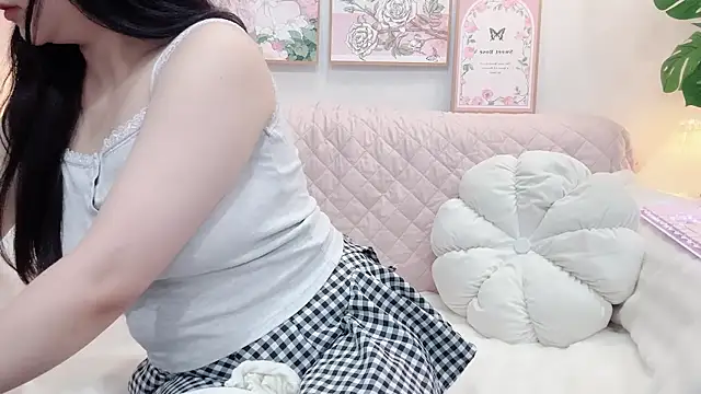kittrnjpgirl online show from 06/26/26, 01:43