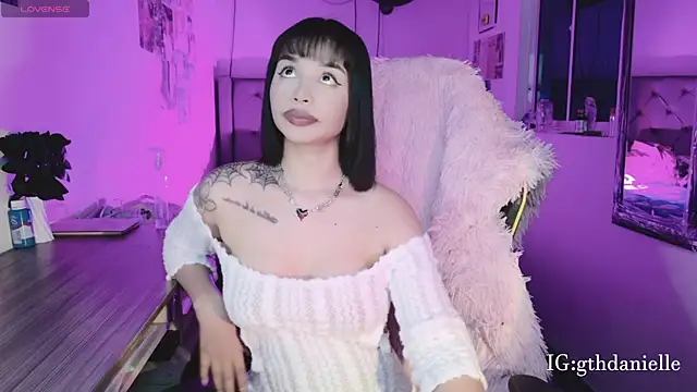 goth Valentinna online show from 04/19/26, 01:27