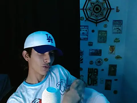 Snapshot of VazacGaming chatting on 06/29/26, 01:12 VazacGaming online show from 06/29/26, 01:12