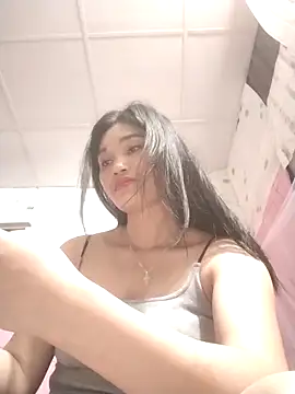 Saryloveparadise online show from 04/19/26, 06:02