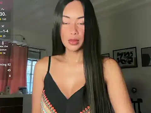 SweetSugar xx online show from 06/04/26, 02:06
