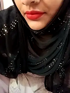Miss Noor   online show from 04/28/26, 06:51