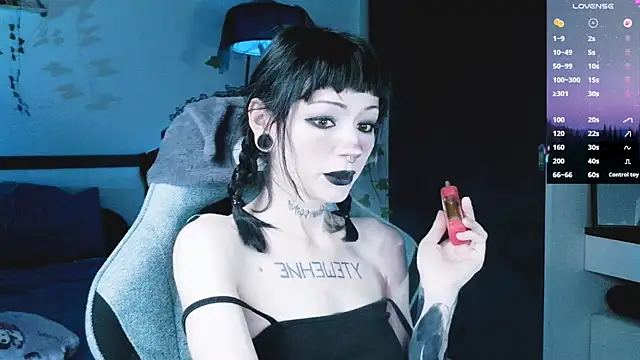 H3xD0ll online show from 07/12/26, 11:56