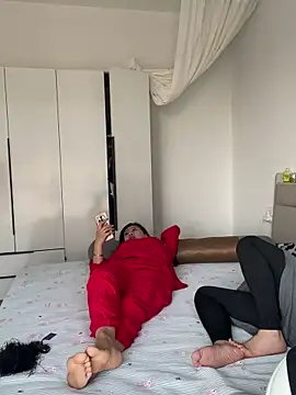 Xiaoleilei-10 online show from 04/12/26, 08:08