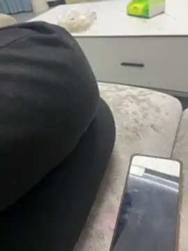 yingzi003 online show from 04/17/26, 04:32