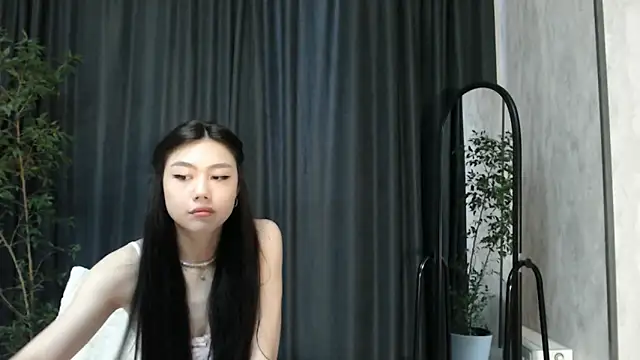 Snapshot of SecretTiny chatting on 04/09/26, 12:32 SecretTiny online show from 04/09/26, 12:32