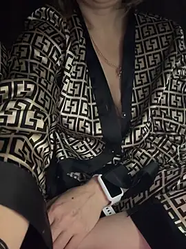 peach widow online show from 04/08/26, 06:41