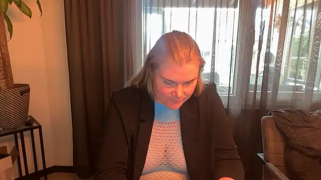 Snapshot of SexyBlondJoanna-Exclusief chatting on 04/03/26, 02:15 SexyBlondJoanna-Exclusief online show from 04/03/26, 02:15